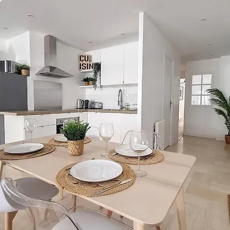 Appartement 3p Refait A Neuf - Parking L430cm X W275cm Antibes